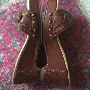 Frye leather woven sandals with ring embellishment